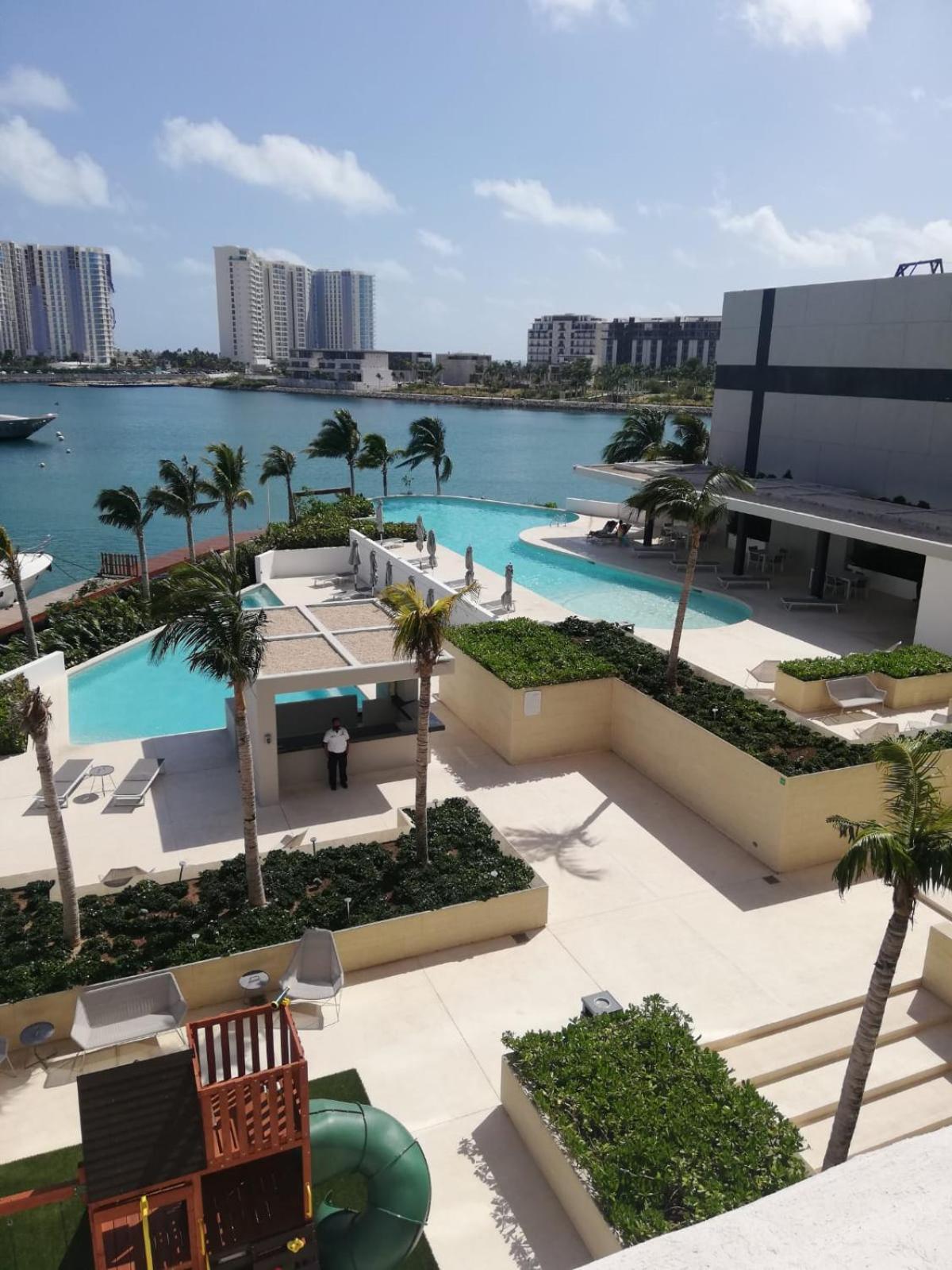 2 Bedroom Apartment In Marina Condo Cancun