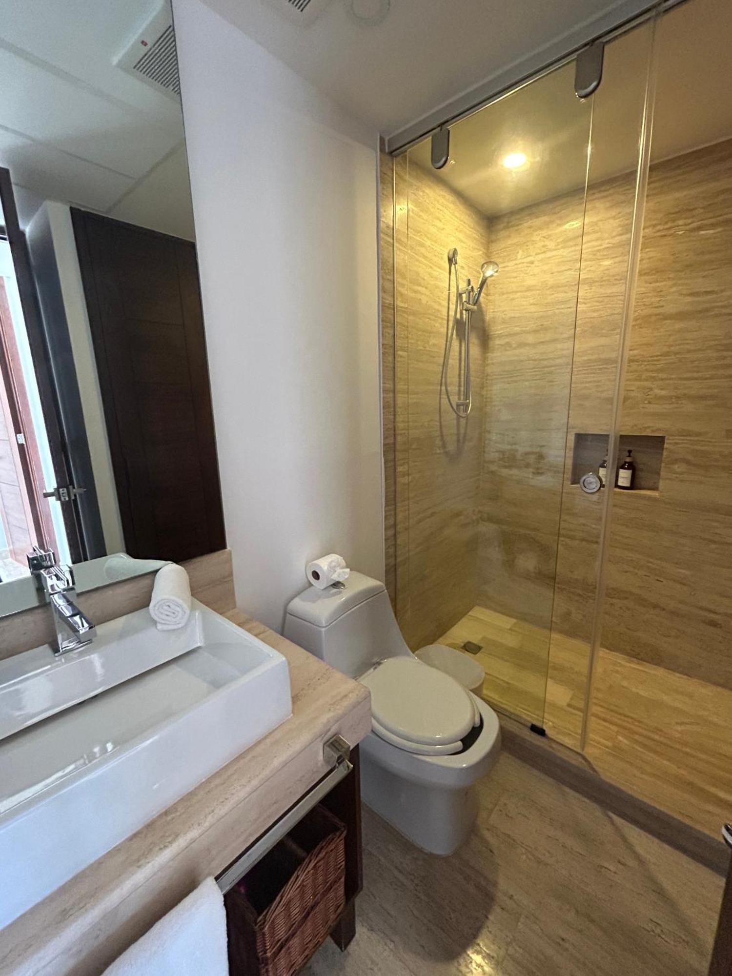 2 Bedroom Apartment In Marina Condo * Cancún